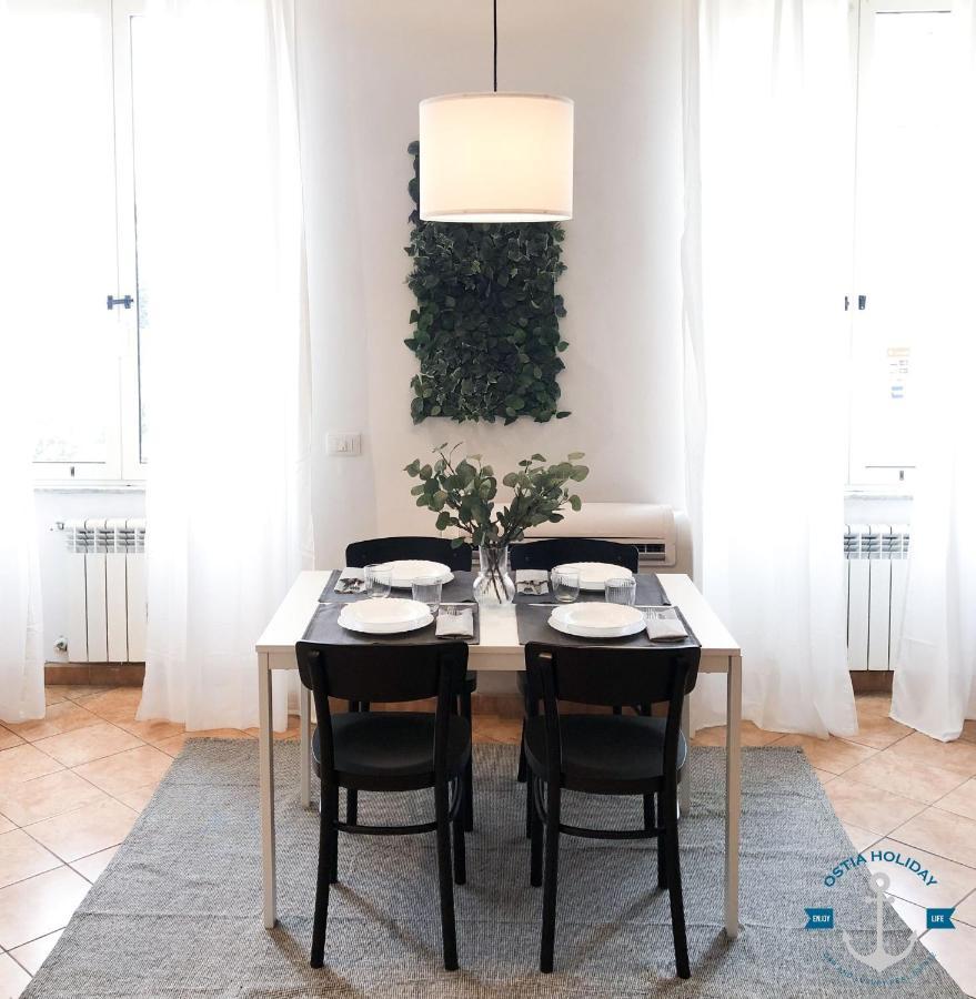 Appartamento Loft ลิโด ดิ ออสเตีย ภายนอก รูปภาพ