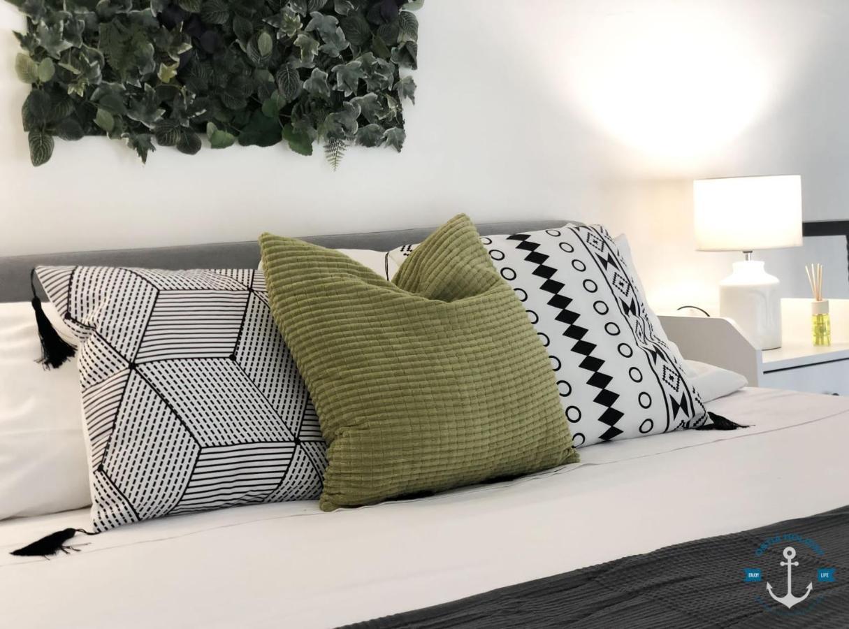Appartamento Loft ลิโด ดิ ออสเตีย ภายนอก รูปภาพ
